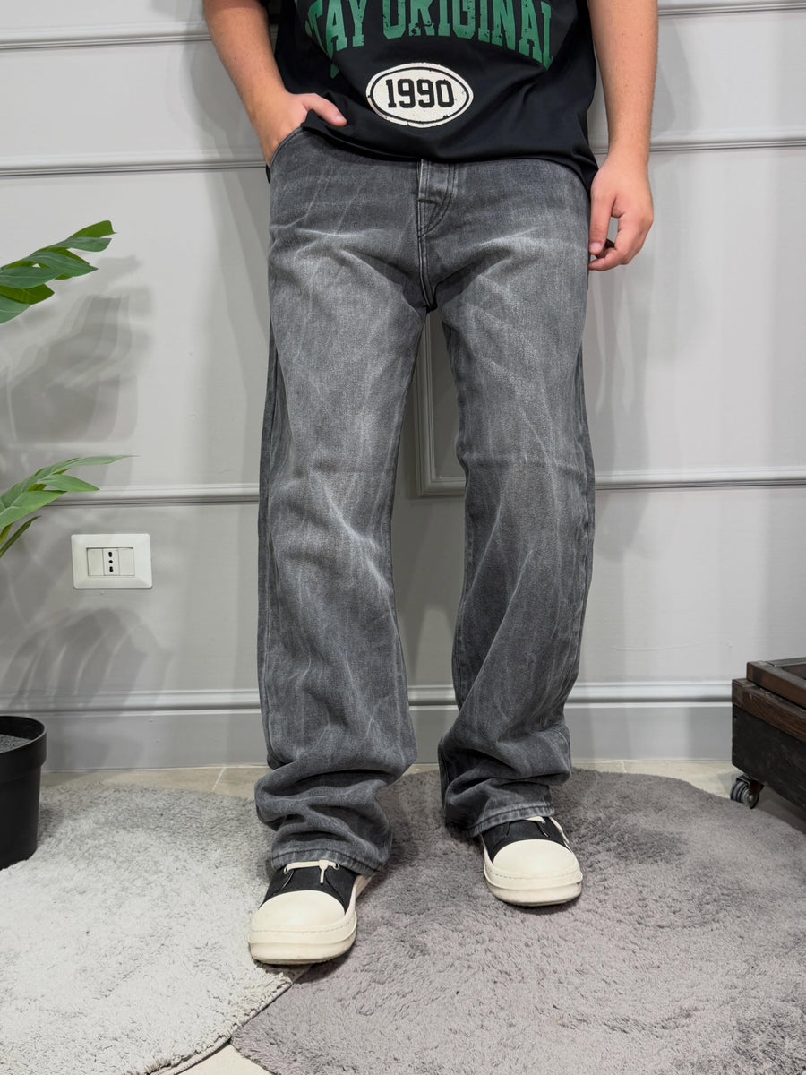 Baggy Grey